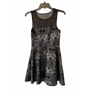 Trixxi Dress size Small